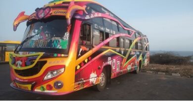 ടൂറിസ്റ്റ് ബസുകൾ ഇനി കളർഫുൾ