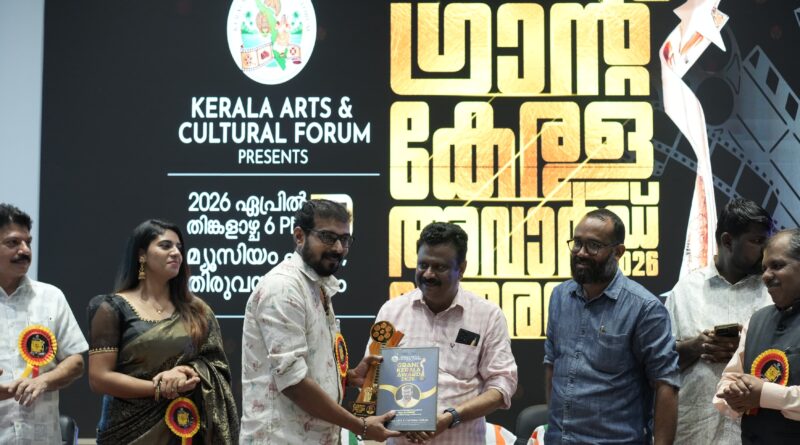ഗ്രാൻഡ് കേരള അവാർഡ്.സാമൂഹിക പ്രസക്തിയുള്ള ഗാനരചയിതാവ് ശ്യം മംഗലത്ത്