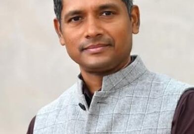 വിമർശനങ്ങൾക്കിടെ, മുഖ്യമന്ത്രിയുടെ സെക്രട്ടറിയായി ഡോ.രത്തൻ ഖേൽക്കര്‍ ചുമതലയേറ്റു