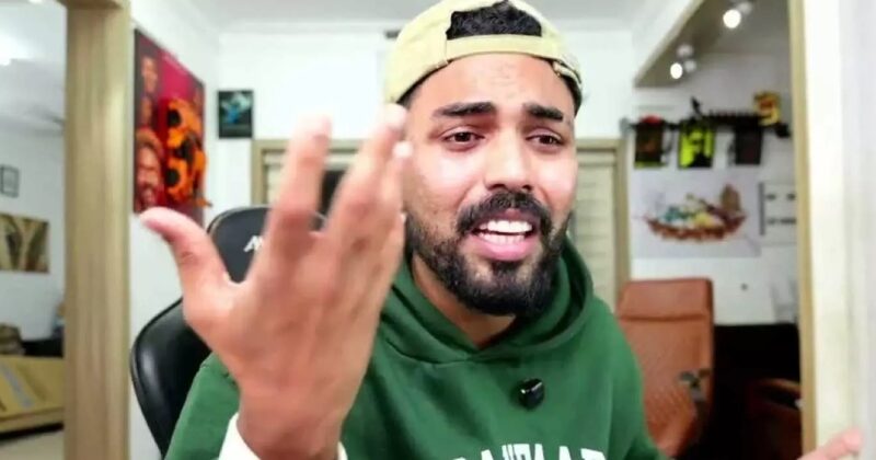 തൊപ്പി കുടുങ്ങും