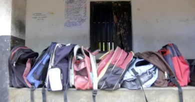 താമരശേരി സ്കൂളിൽ വ്യാജമദ്യം. സംഭവത്തിൽ പൊലീസിന് ഗുരുതര വീഴ്ച.