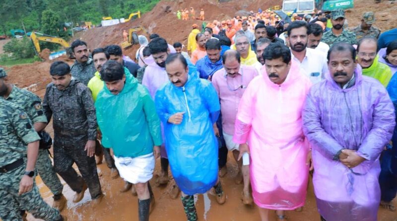 കള്ളാടിയിൽ എത്തി മുഖ്യമന്ത്രി വി ഡി സതീശൻ