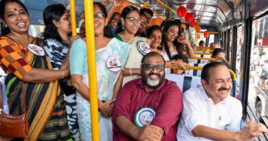 സ്വകാര്യ ബസുകളിലും സ്ത്രീകള്‍ക്ക് സൗജന്യ യാത്ര . ആവശ്യവുമായി ബസുടമകൾ
