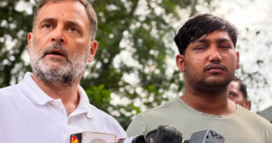 പെല്ലറ്റ് തോക്കുകൾ ഉപയോഗിച്ചതിന് തെളിവുമായി രാഹുൽ