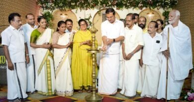 സത്യാനന്തരകാല- കാലുഷ്യങ്ങൾ  ഗുരുദർശനങ്ങൾ കൊണ്ട് മറികടക്കാൻ നമുക്ക് കഴിയണം;  റോജി എം ജോൺ