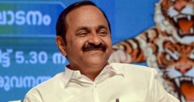 സന്ദര്‍ശകരെ നിയന്ത്രിച്ച് മുഖ്യമന്ത്രി.