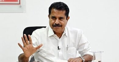 അടൂർ പ്രകാശ്&nbsp; ഹൈക്കമാൻഡിലേക്ക്